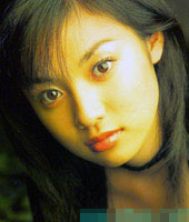 眼大水汪汪易惹桃花